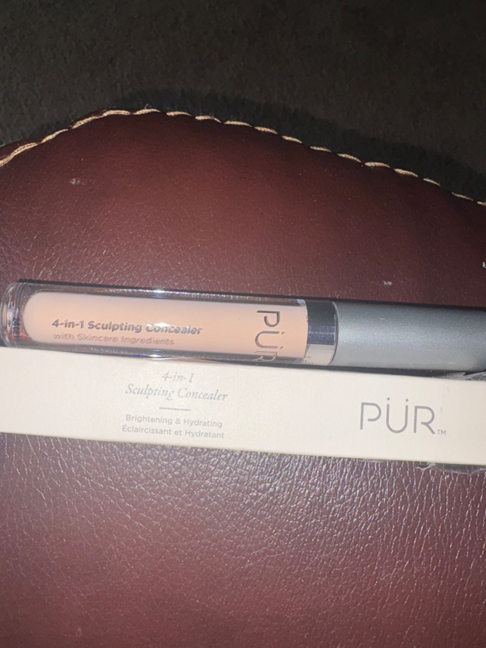 PÜR 4-in-1 Sculpting Concealer - LN2 is the color which is fair ivory